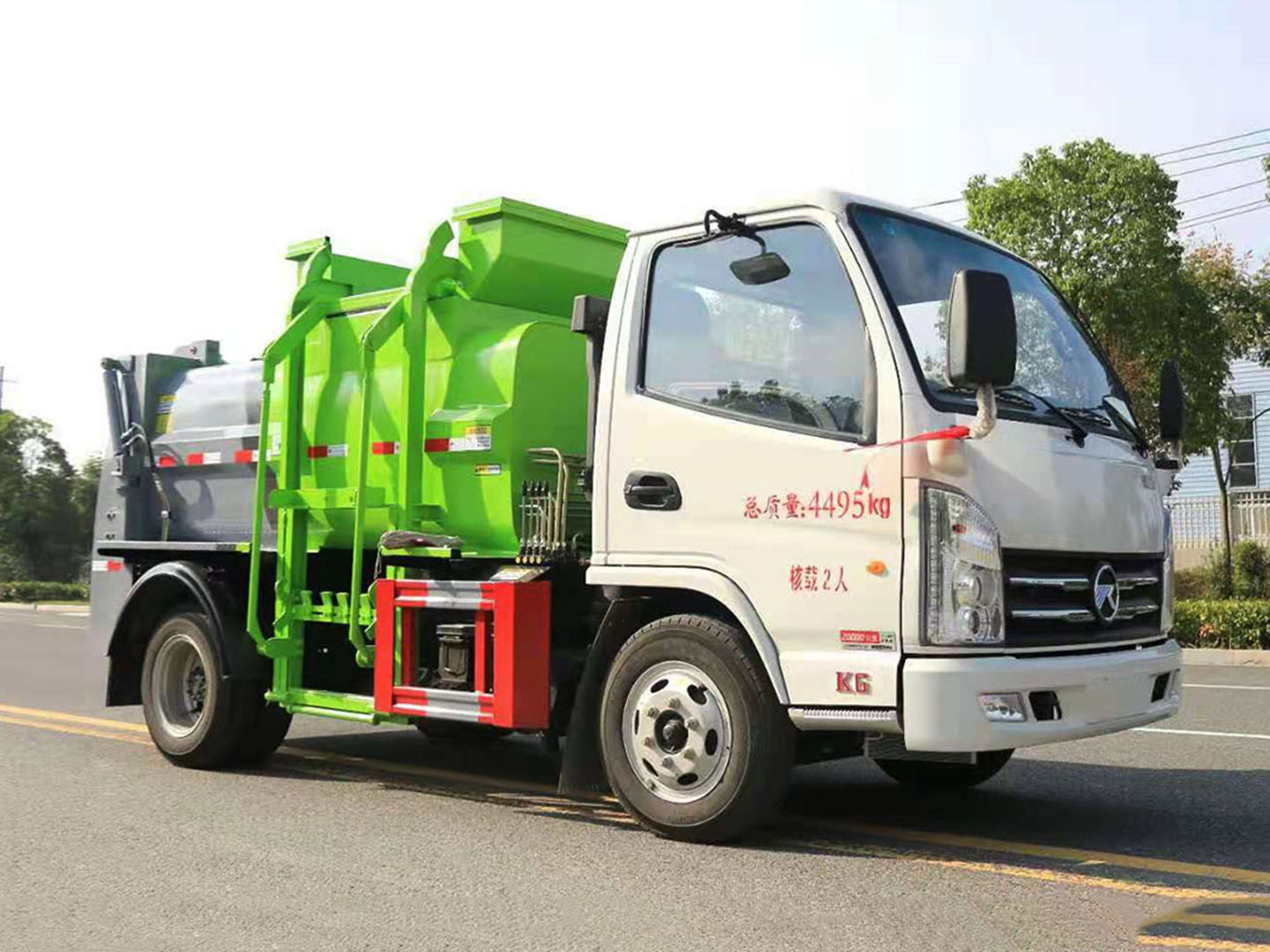 國(guó)六凱馬3方餐廚垃圾車
