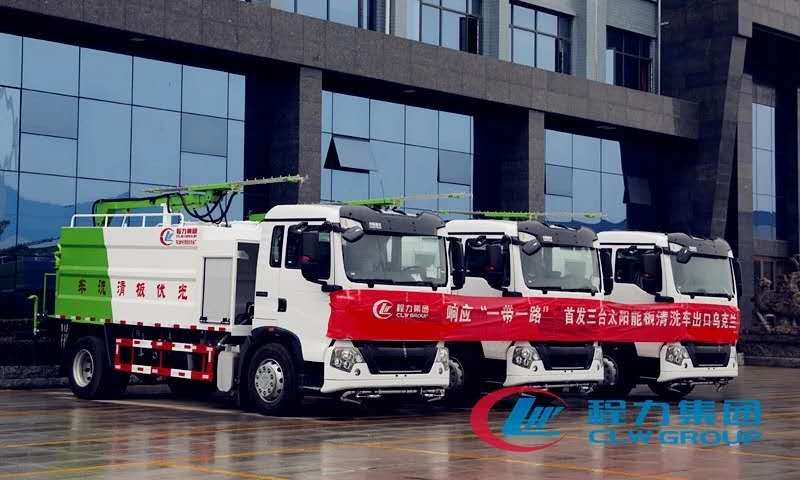 太陽(yáng)能板清洗車(chē)