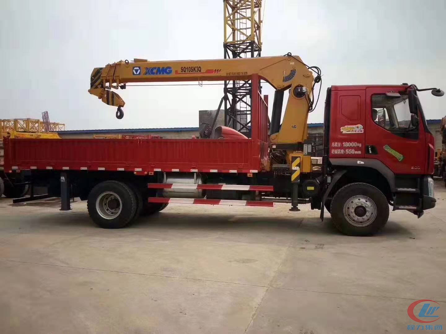 湖北程力東風柳汽6.3噸隨車吊側(cè)面圖